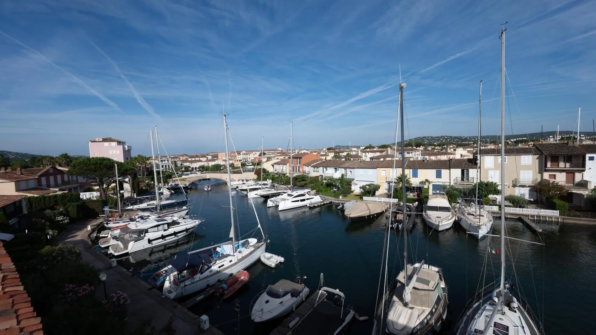 Demeures Kokio 100 M From Sandy Beach Grimaud França